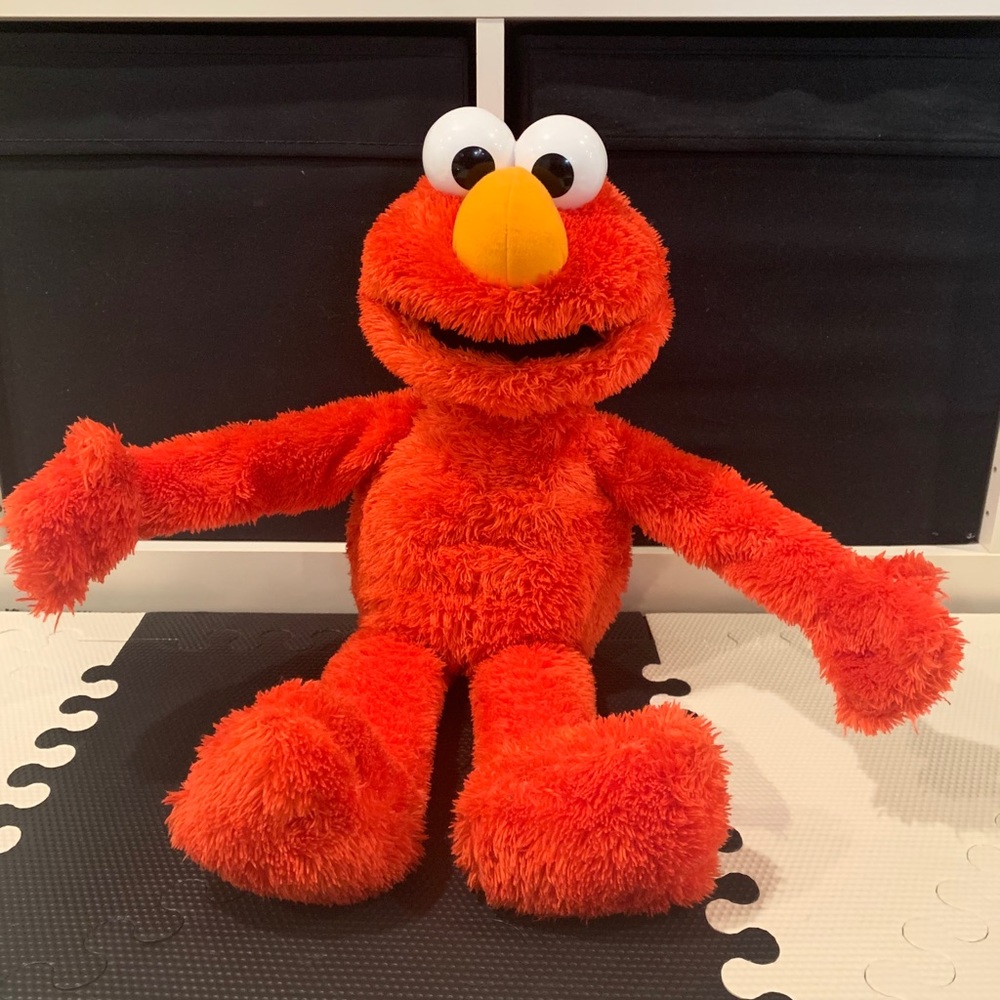 Big Hug Elmo